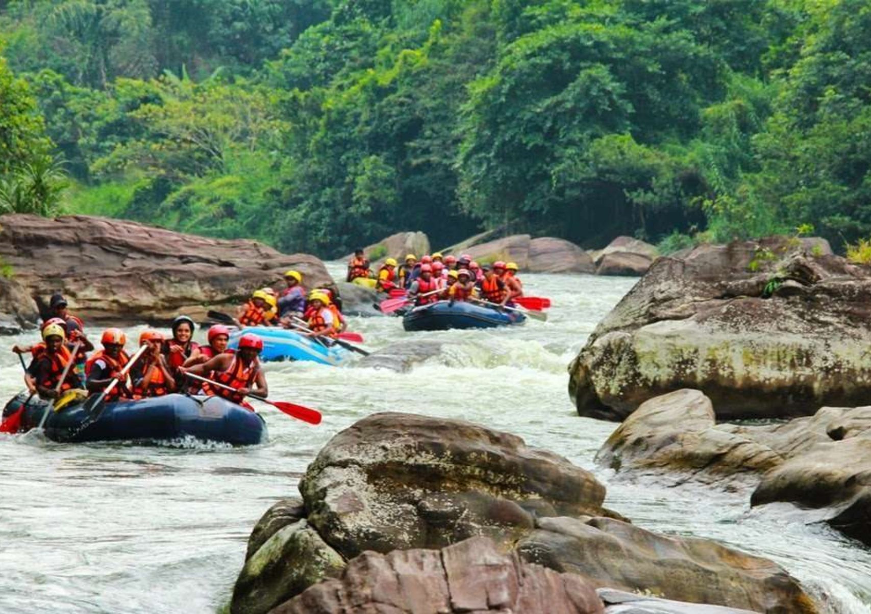 Scenery Lanka Tours - Day Tours - Kitulgala Water Rafting