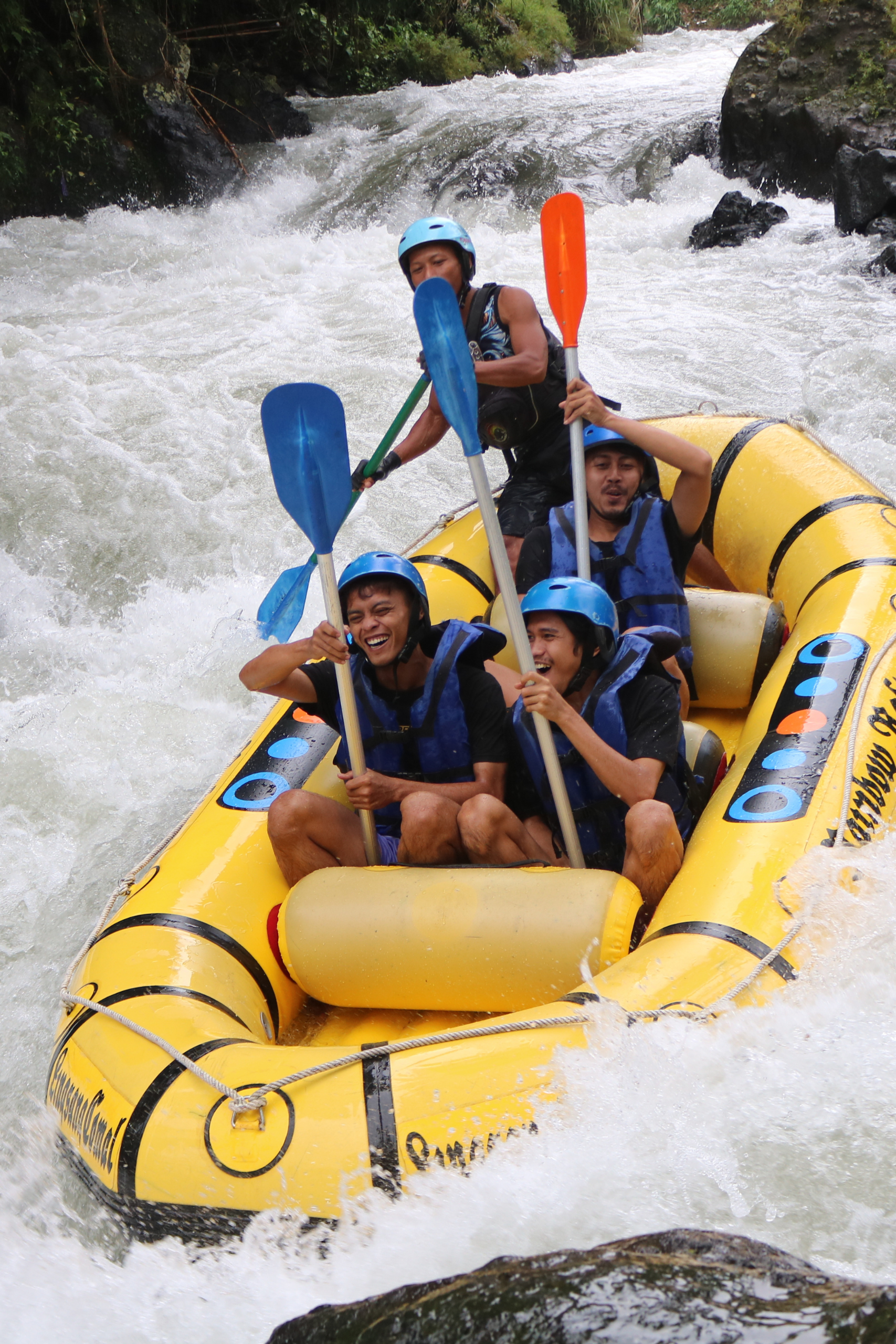 Scenery Lanka Tours - Round Tours - Cultural Tour - Kitulgala Rafting