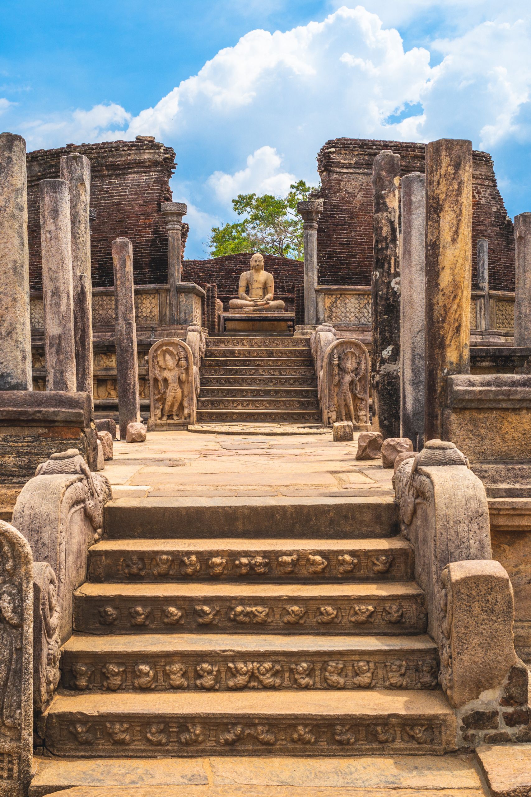 Scenery Lanka Tours - Round Tours - Cultural Tour - Polonnaruwa