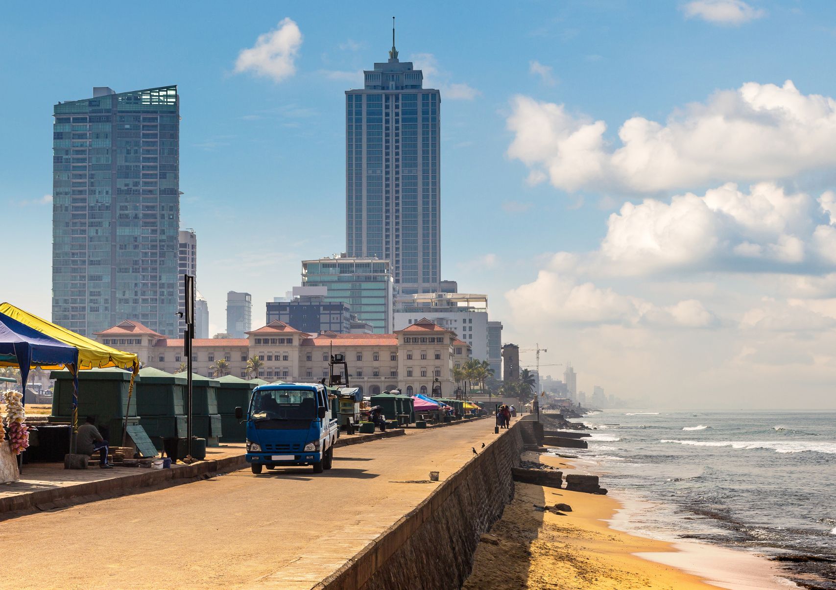 Scenery Lanka Tours - Round Tours - Free and Easy - Colombo Gallface