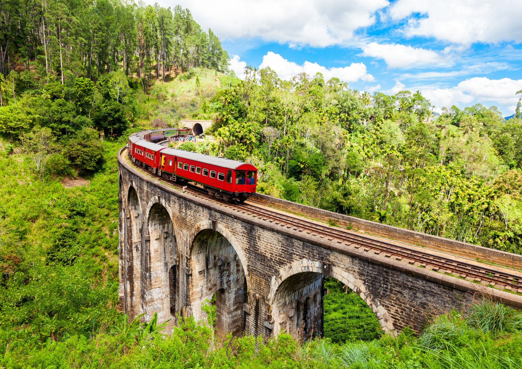 Scenery Lanka Tours - Round Tours - Island Experience - Ella Nine Arch 1